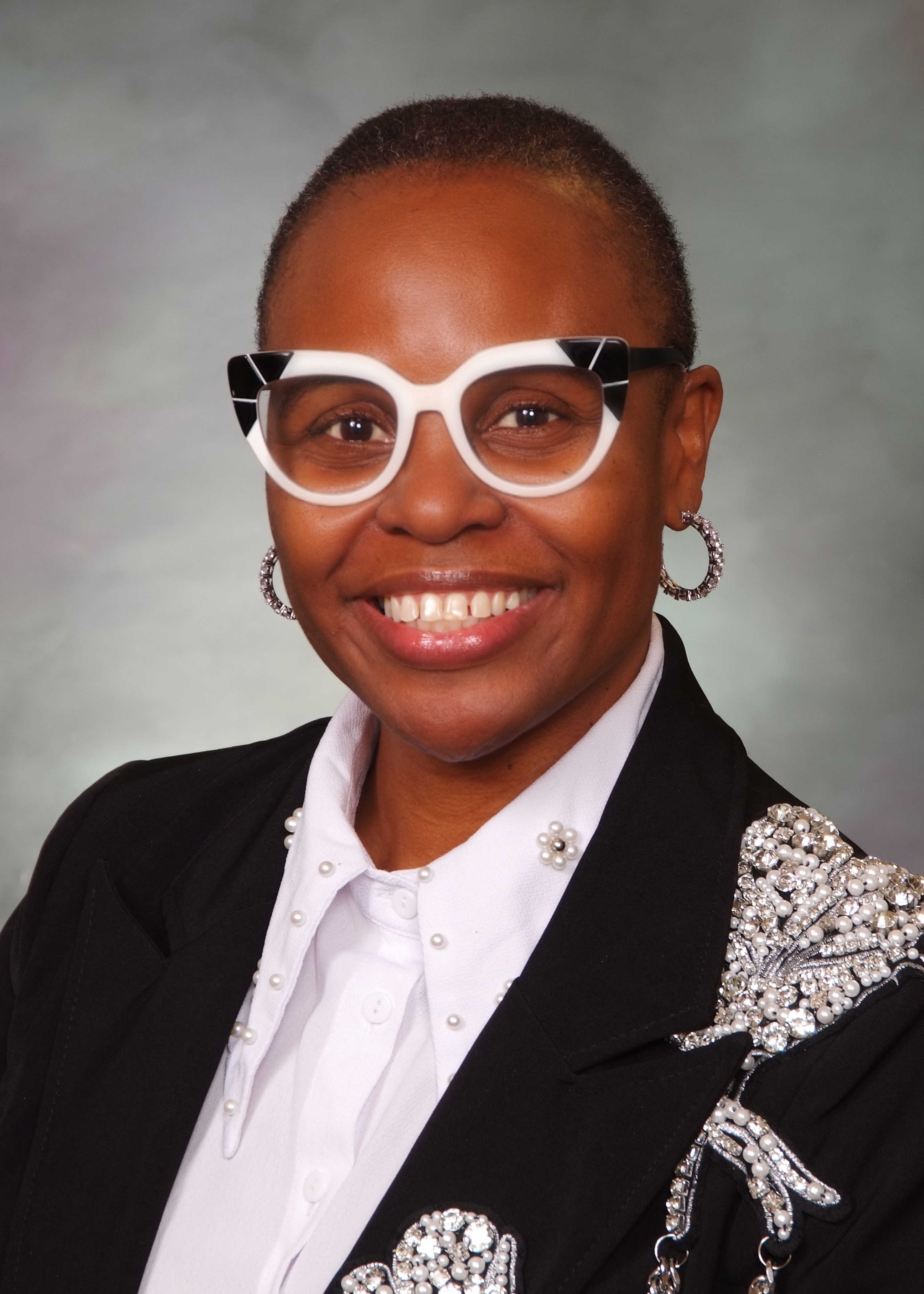 Official portrait of Regina English